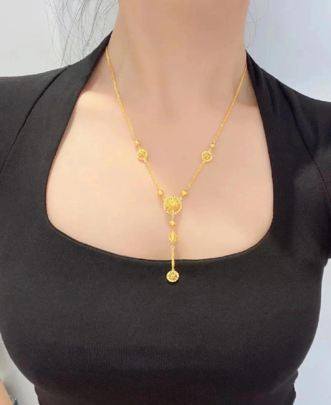 Gold-plated luxury necklace