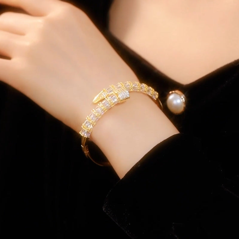Diamond bracelet