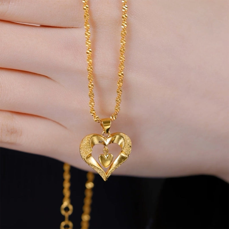 Heart-shaped gold-plated necklace