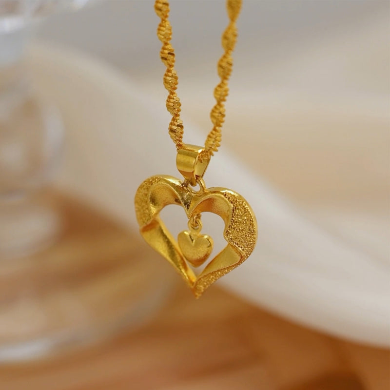 Heart-shaped gold-plated necklace