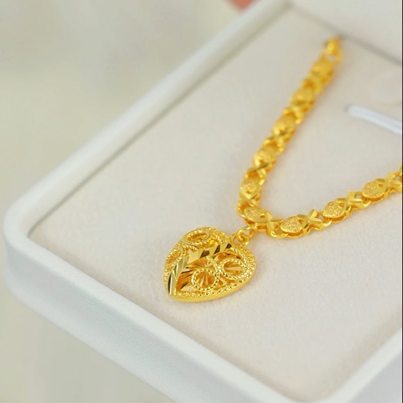 Heart-shaped gold-plated necklace